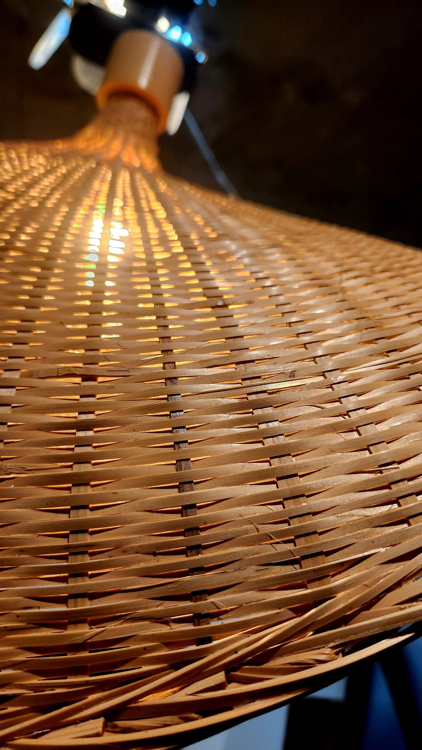 Lampara Curva Colgante