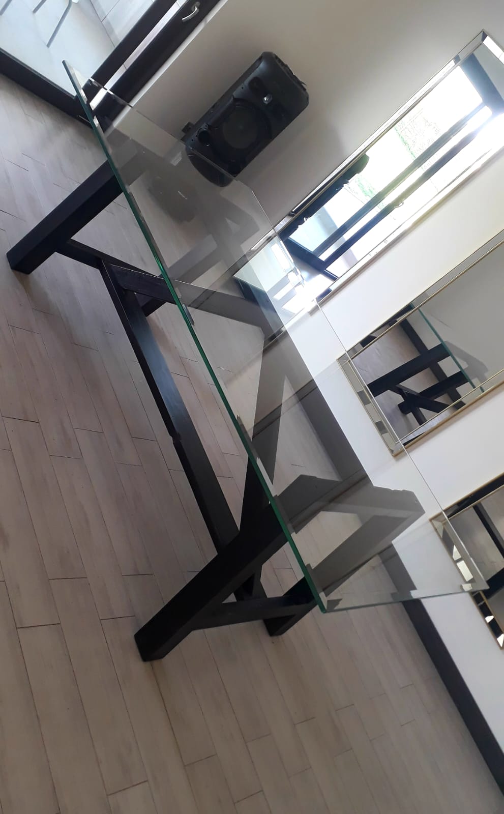 Mesa de Comedor Vidrio | Cercha Roble