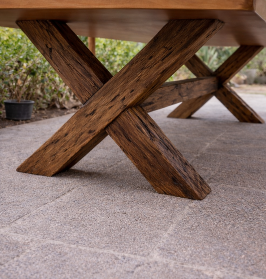 Mesa de Comedor Koiwu| Coihue & Durmiente