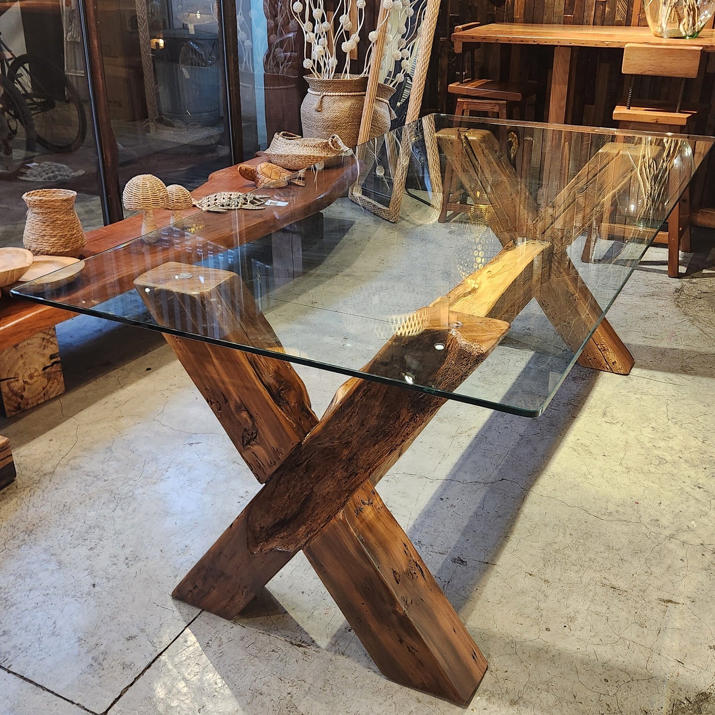 Mesa de Comedor Vidrio Cross Durmiente