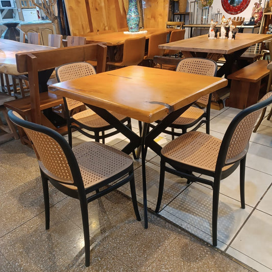 Mesa de Comedor Ancestral | Cipres & Fierro