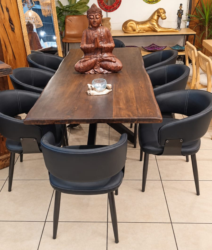 Mesa de comedor de lenga color nogal con Base Da Vinci de fierro