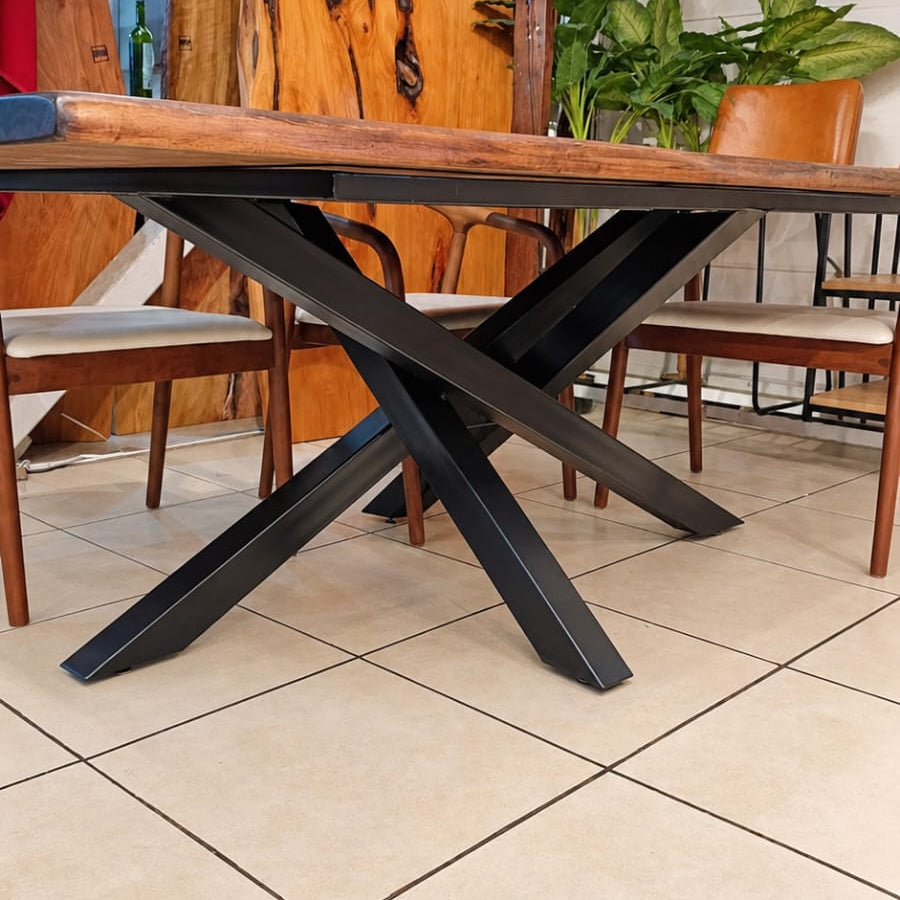 Base Da Vinci de fierro de mesa de comedor industrial