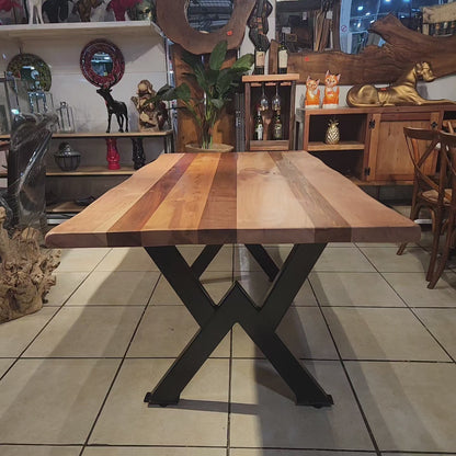 Mesa de Comedor Cerezo Cruce W| Lenga &  Fierro